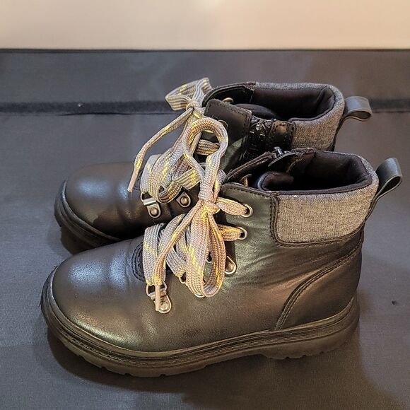 CAT&JACK LACE UP CLOSURE ROUND TOE TODDLER BOOT - Picture 5 of 14